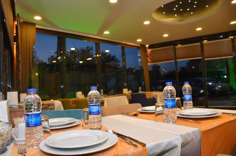 Otel Grand Lark Estambul Exterior foto