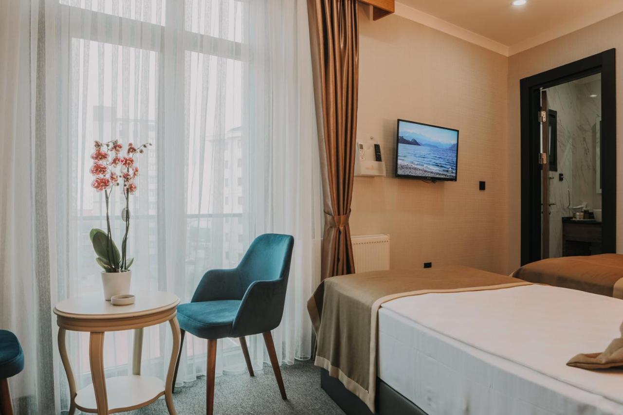 Otel Grand Lark Estambul Exterior foto